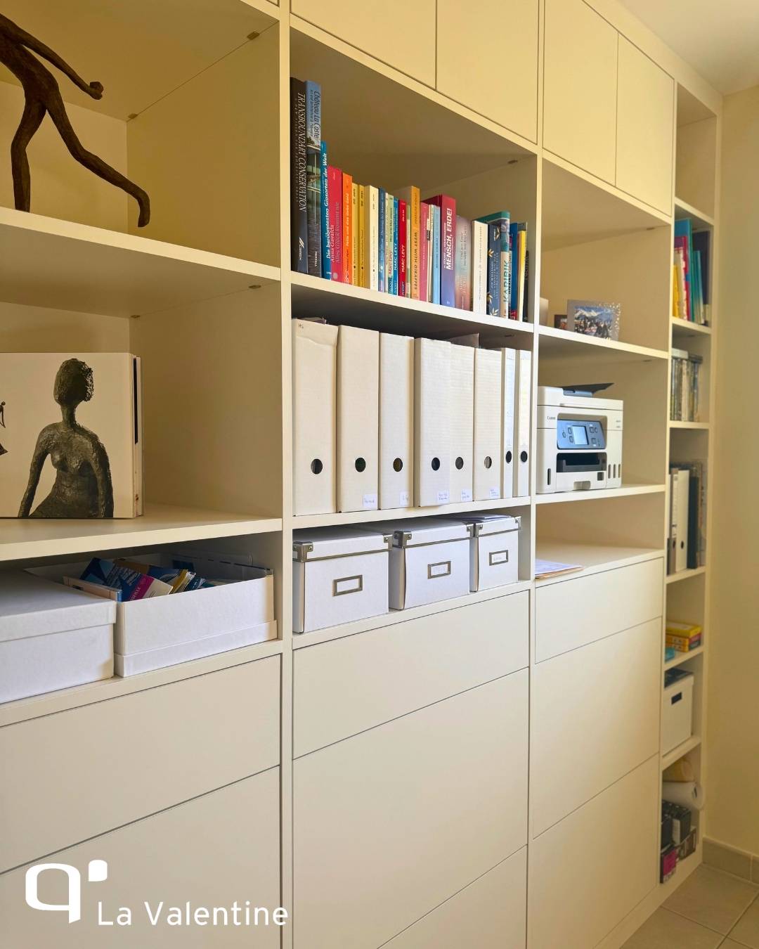 Bureau à domicile sur mesure efficace et esthétique avec imprimante intégrée à La Ciotat