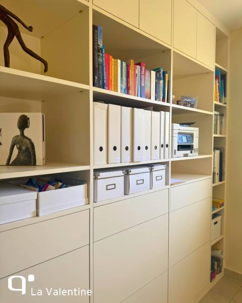 Bureau à domicile sur mesure efficace et esthétique avec imprimante intégrée à La Ciotat