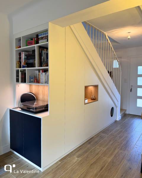 Sous-escalier sur mesure avec coin pour le chat à Marseille 13009