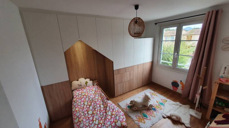 Aménagement chambre pour petite fille à Aubagne en Provence