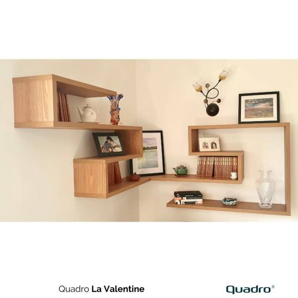 Solution de rangement élégante de Quadro La Valentine avec étagères asymétriques en bois