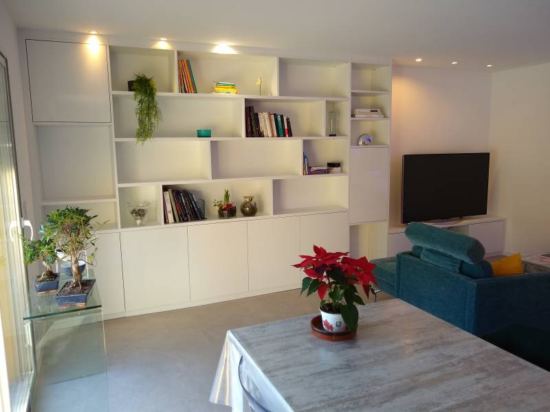 Installation Meuble TV / Bibliothèque aux Olives dans le 13ème arrondissement de Marseille